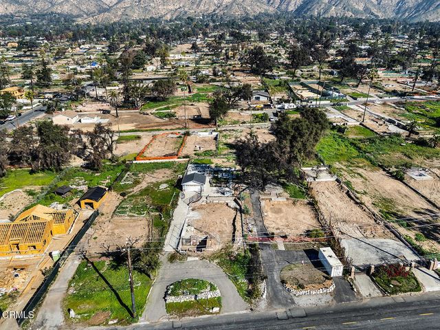 369 E Altadena Dr, Altadena, CA 91001