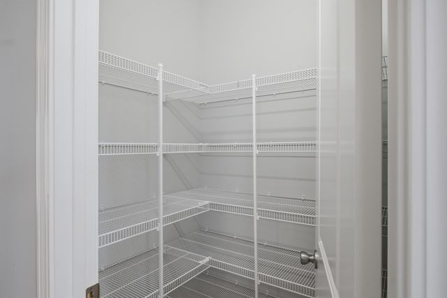 3837 Colonial Green CIR, Roanoke, VA 24018