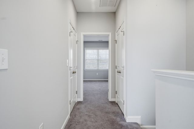 3837 Colonial Green CIR, Roanoke, VA 24018