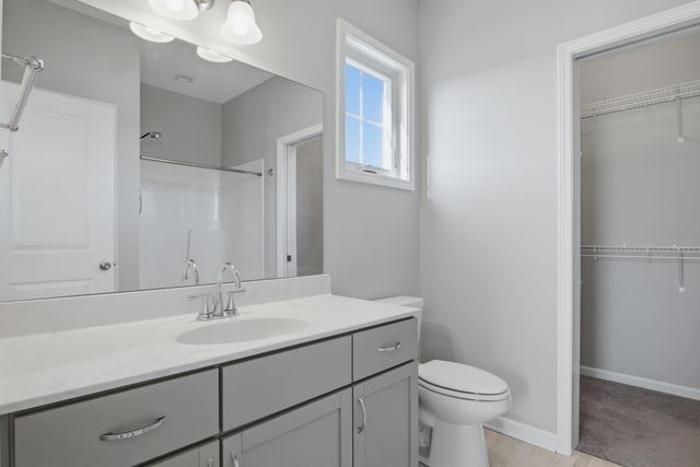 3837 Colonial Green CIR, Roanoke, VA 24018