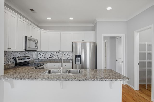 3837 Colonial Green CIR, Roanoke, VA 24018