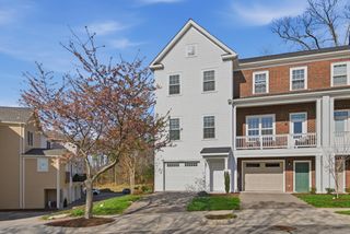 3837 Colonial Green CIR, Roanoke, VA 24018