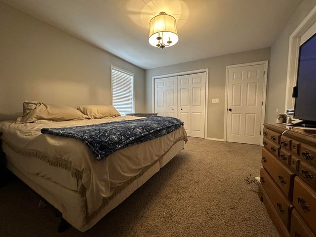 3524 E State Highway Cc, Fair Grove, MO 65648