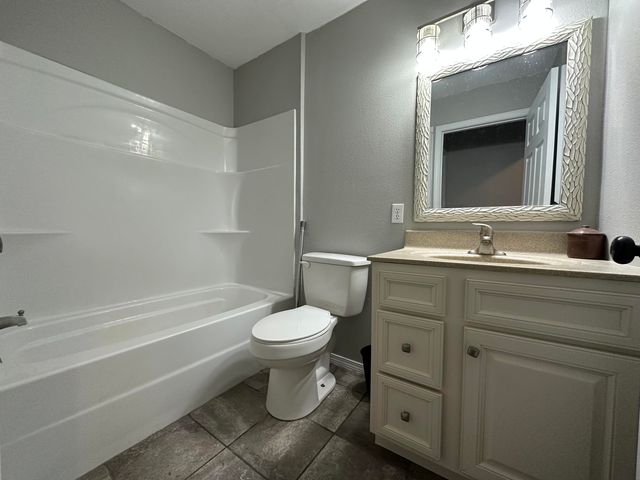 3524 E State Highway Cc, Fair Grove, MO 65648