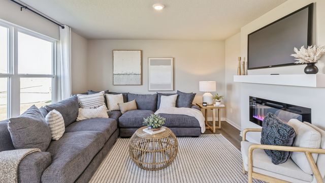 2438 SE Creekhill Way, West Des Moines, IA 50265