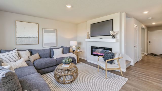 2438 SE Creekhill Way, West Des Moines, IA 50265