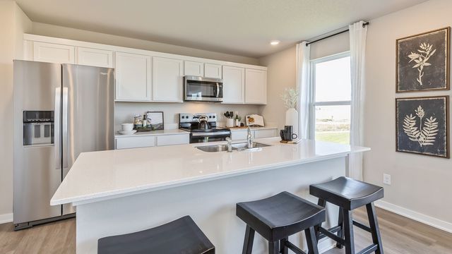 2438 SE Creekhill Way, West Des Moines, IA 50265