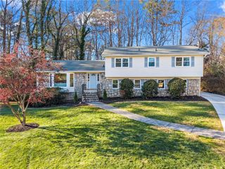 1106 Aurora Court, Dunwoody, GA 30338