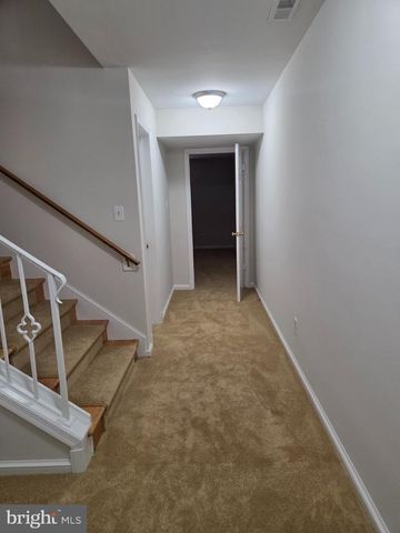 1209 PERRY WILLIAM DR, Mclean, VA 22101