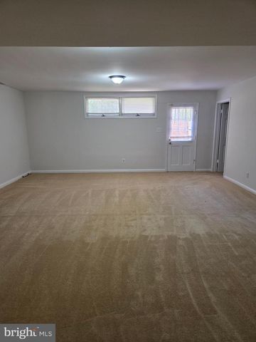 1209 PERRY WILLIAM DR, Mclean, VA 22101