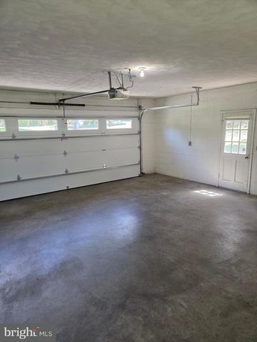 1209 PERRY WILLIAM DR, Mclean, VA 22101
