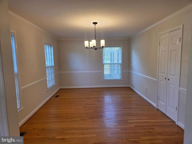 1209 PERRY WILLIAM DR, Mclean, VA 22101