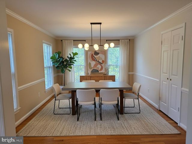 1209 PERRY WILLIAM DR, Mclean, VA 22101
