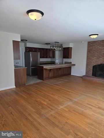 1209 PERRY WILLIAM DR, Mclean, VA 22101