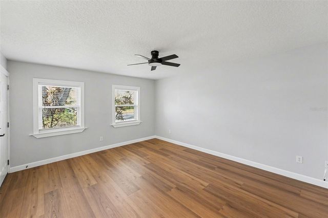 9605 N EDISON AVENUE, Tampa, FL 33612