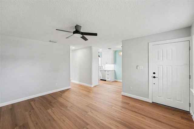 9605 N EDISON AVENUE, Tampa, FL 33612