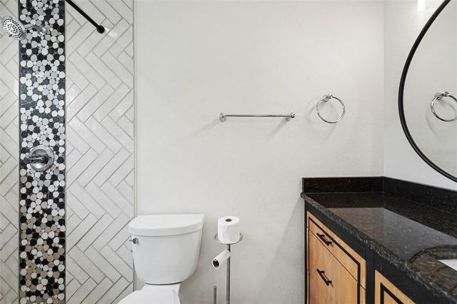 9605 N EDISON AVENUE, Tampa, FL 33612