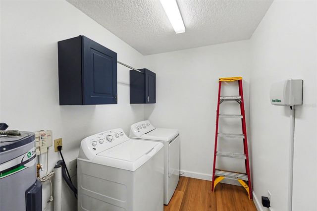 9605 N EDISON AVENUE, Tampa, FL 33612