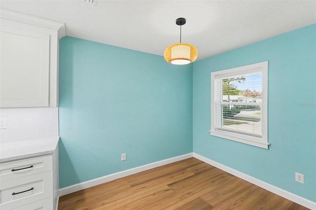 9605 N EDISON AVENUE, Tampa, FL 33612