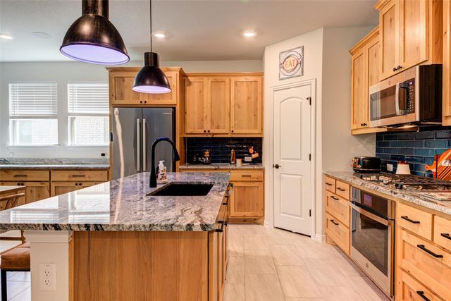 175 Goshen DR, Dripping Springs, TX 78620