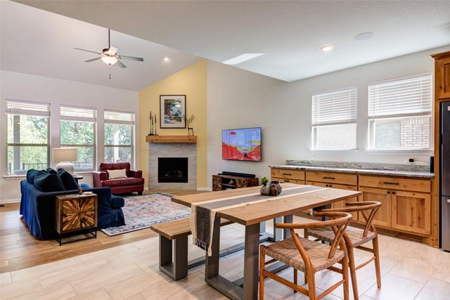 175 Goshen DR, Dripping Springs, TX 78620