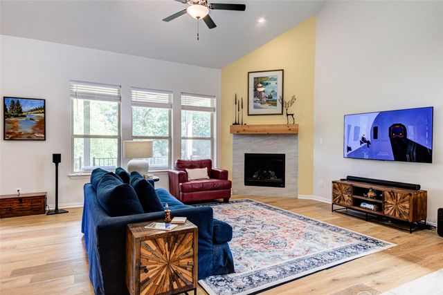 175 Goshen DR, Dripping Springs, TX 78620