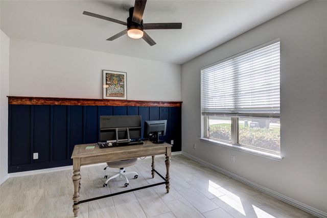 175 Goshen DR, Dripping Springs, TX 78620