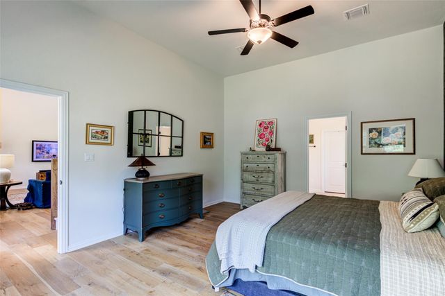 175 Goshen DR, Dripping Springs, TX 78620
