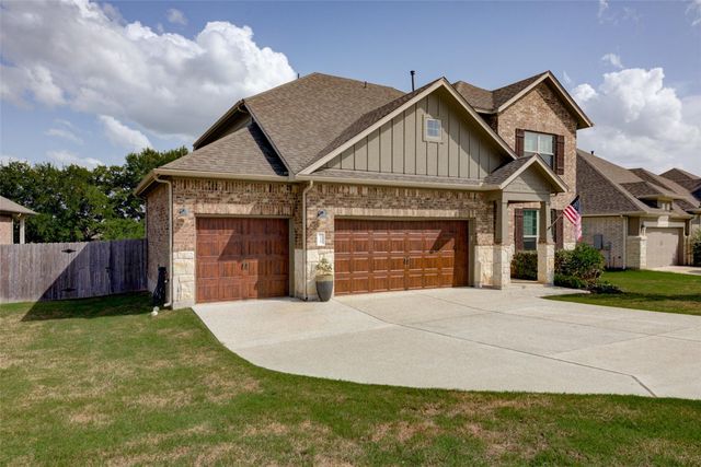 175 Goshen DR, Dripping Springs, TX 78620