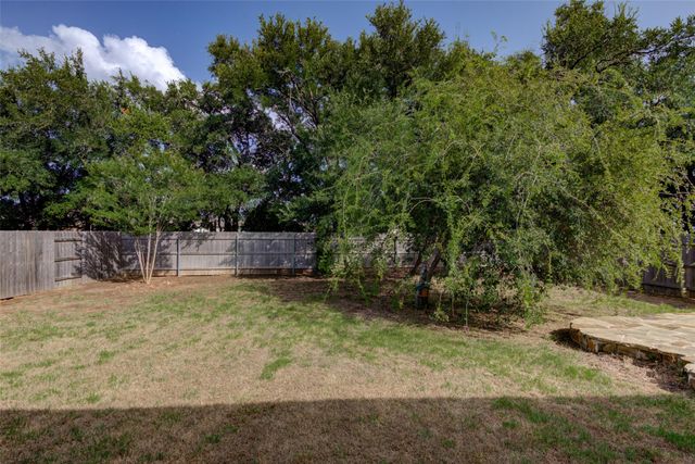 175 Goshen DR, Dripping Springs, TX 78620