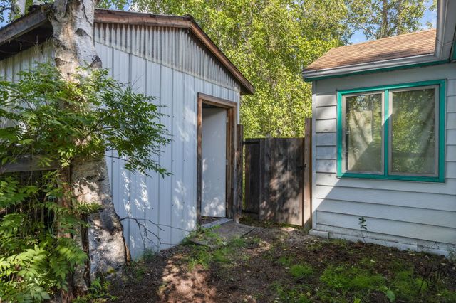 218 ANTOINETTE AVENUE, Fairbanks, AK 99701