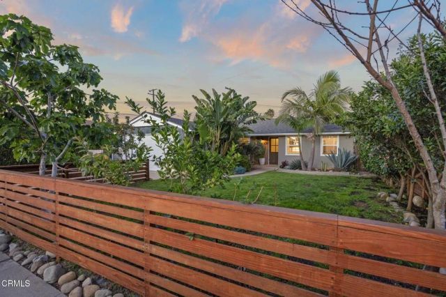 630 Redwood Avenue, Ventura, CA 93003
