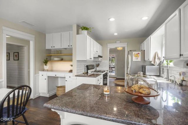 630 Redwood Avenue, Ventura, CA 93003