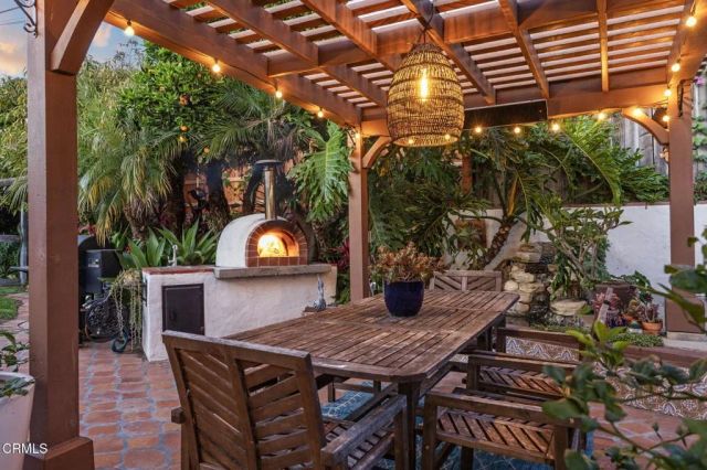 630 Redwood Avenue, Ventura, CA 93003