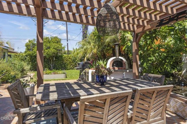 630 Redwood Avenue, Ventura, CA 93003