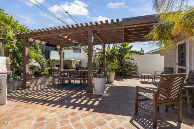 630 Redwood Avenue, Ventura, CA 93003