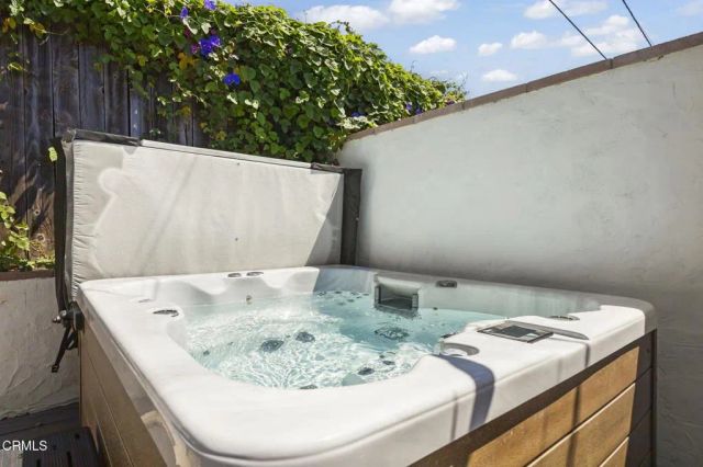 630 Redwood Avenue, Ventura, CA 93003