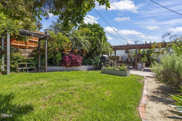 630 Redwood Avenue, Ventura, CA 93003