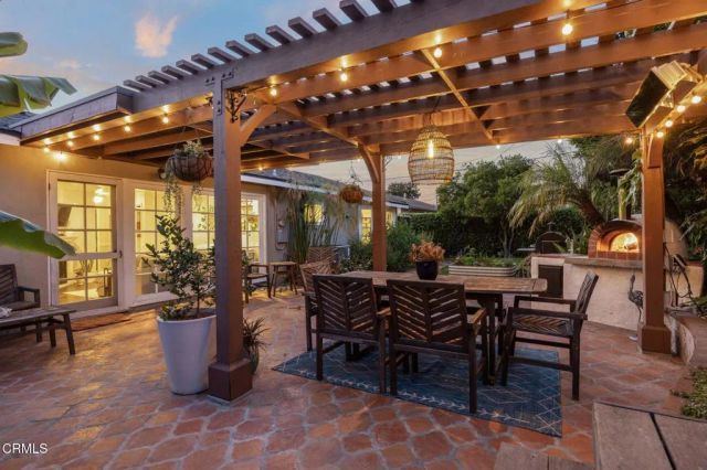 630 Redwood Avenue, Ventura, CA 93003