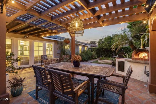 630 Redwood Avenue, Ventura, CA 93003