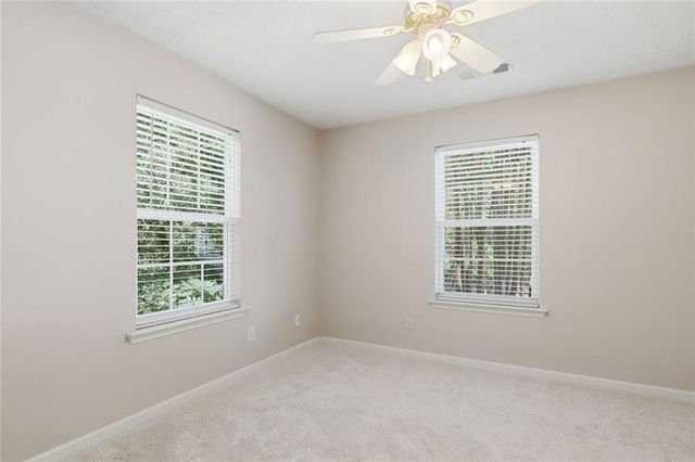 337 W Oaks Trail, Woodstock, GA 30188