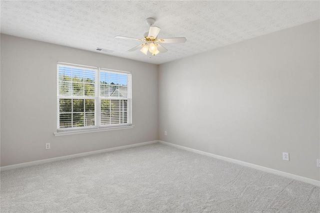 337 W Oaks Trail, Woodstock, GA 30188