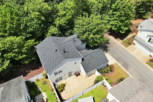 337 W Oaks Trail, Woodstock, GA 30188