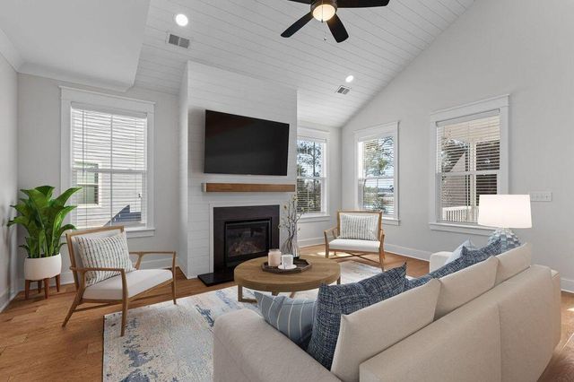 1131 Oak Bluff Avenue, Charleston, SC 29492