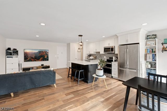 20 Jefferson St A8, Hackensack City, NJ 07601