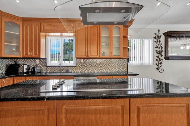 19102 NW 33rd Pl 19102, Miami Gardens, FL 33056