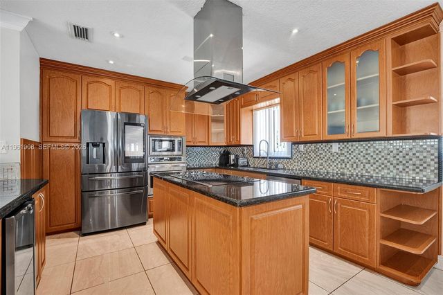 19102 NW 33rd Pl 19102, Miami Gardens, FL 33056