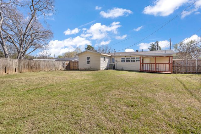 6431 Jerrell Street, North Richland Hills, TX 76180