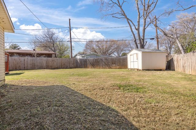 6431 Jerrell Street, North Richland Hills, TX 76180