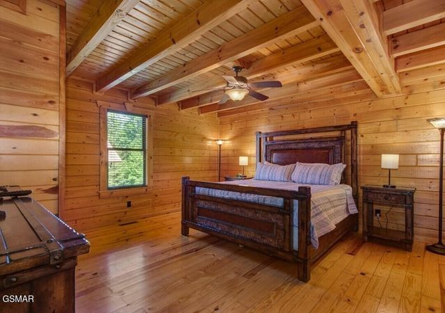156 White Oak Resort Way, Gatlinburg, TN 37738